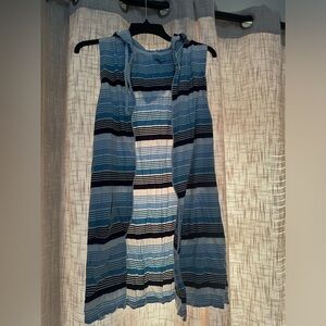 Women’s beach hooded coverup